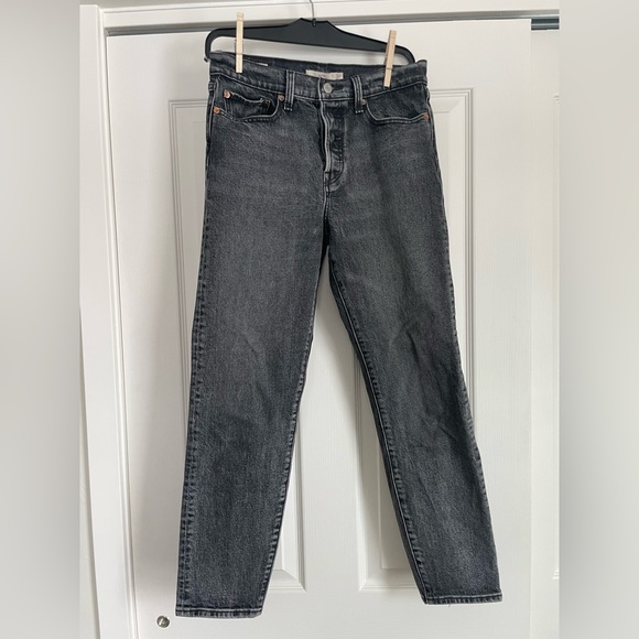 Levi’s Wedgie High-Rise Ankle Crop Icon - 27 - Picture 5 of 10